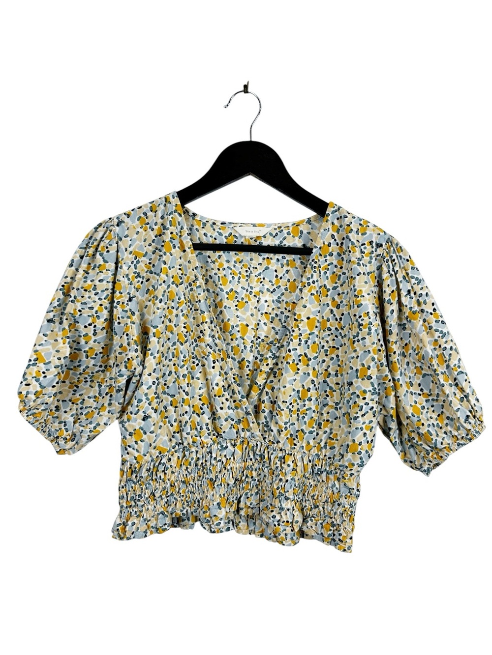 Sim & Sam Women's Dainty Floral Smocked Waist V-Neck Top Size Large